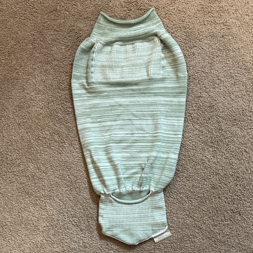New Never Used Swaddelini
